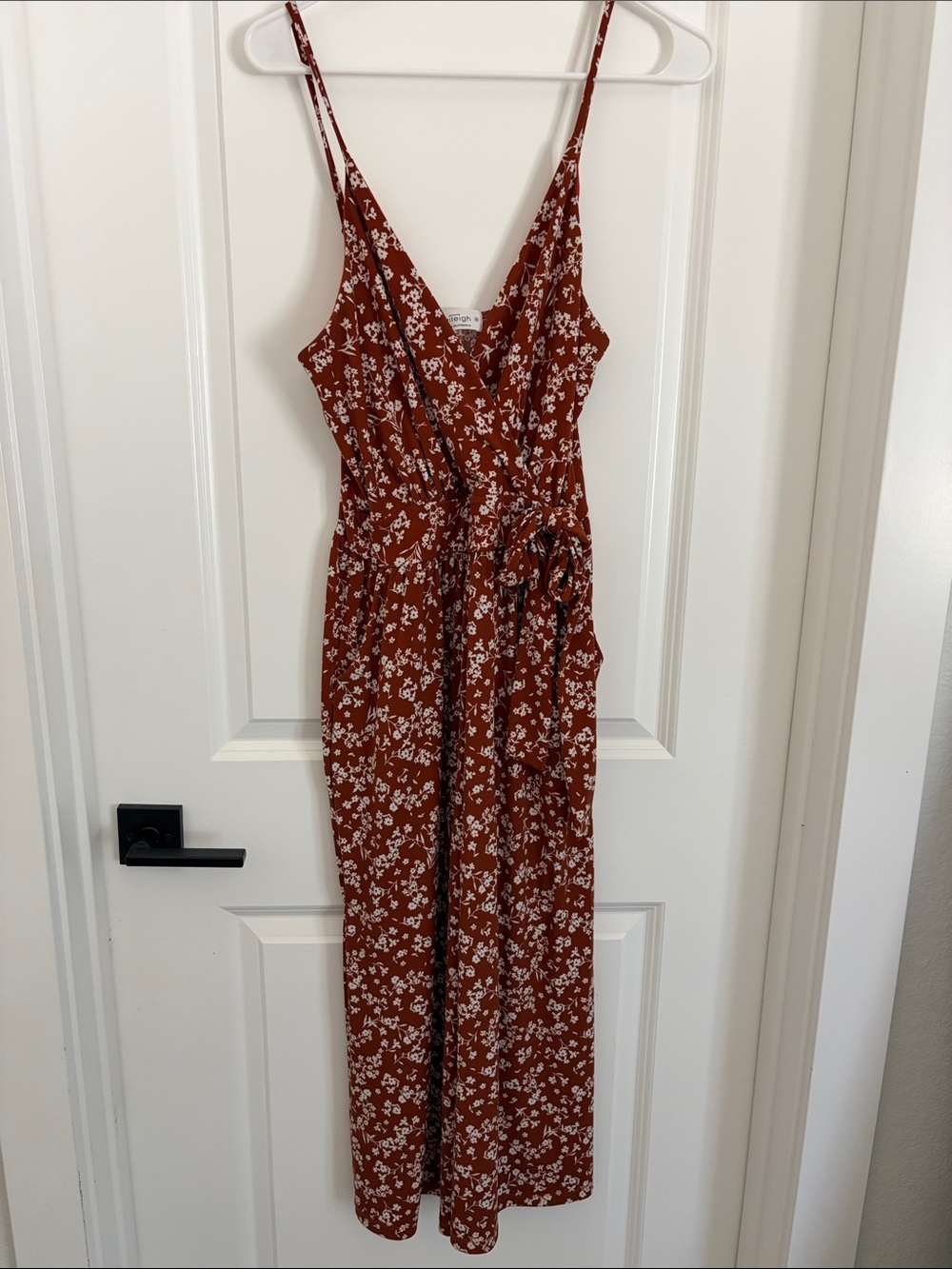 Women’s romper size M